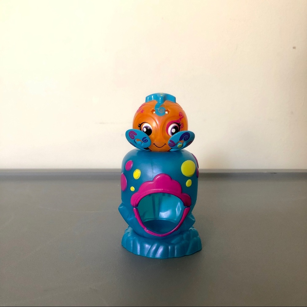 Zoobles Seagonia Octopus Orange, Pink, & Blue
